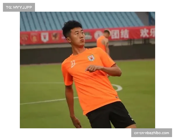 各队训练营名单陆续公布，非保障合同球员竞争最后席位